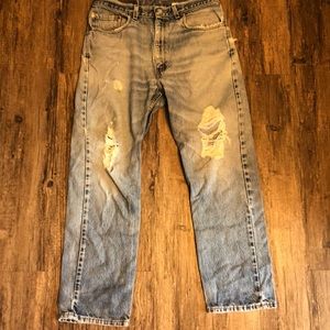 Levi’s destroyed 505 jeans 34x29 medium wash reg